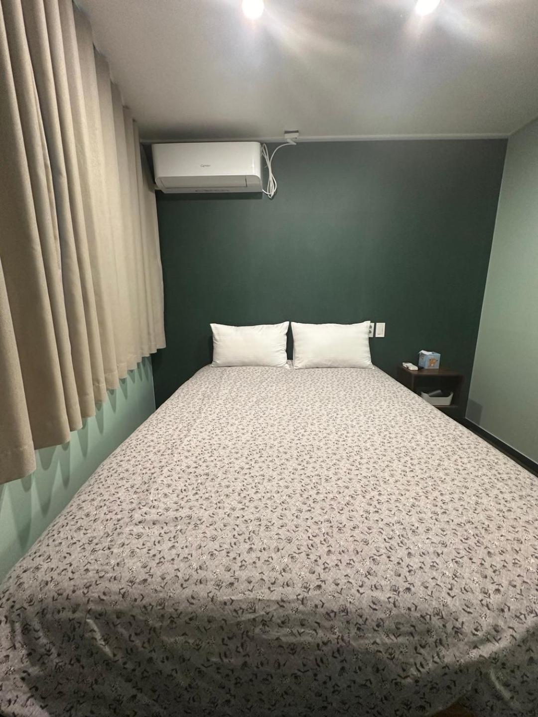 R Guesthouse Jongmyo Seoul Exterior photo